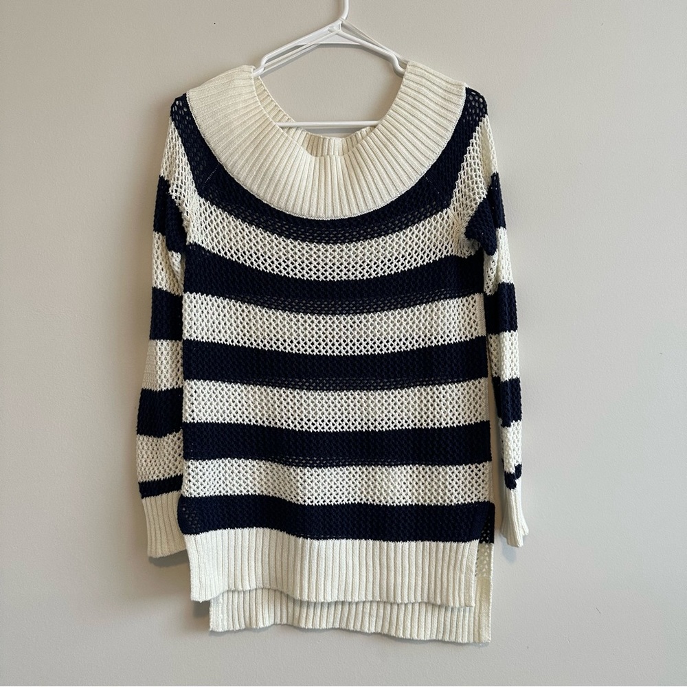 NWT✨ Aerie open weave knit Off the shoulder sweater